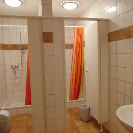 Gastehaus Hof Arche 度假居 Naunheim