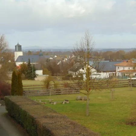 Gastehaus Hof Arche 度假居 Naunheim